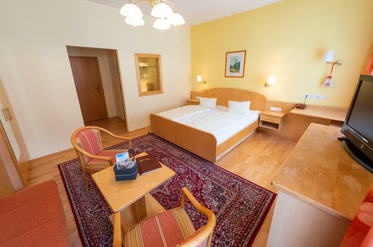 Landhotel Pacher オーバーフェラッハ エクステリア 写真